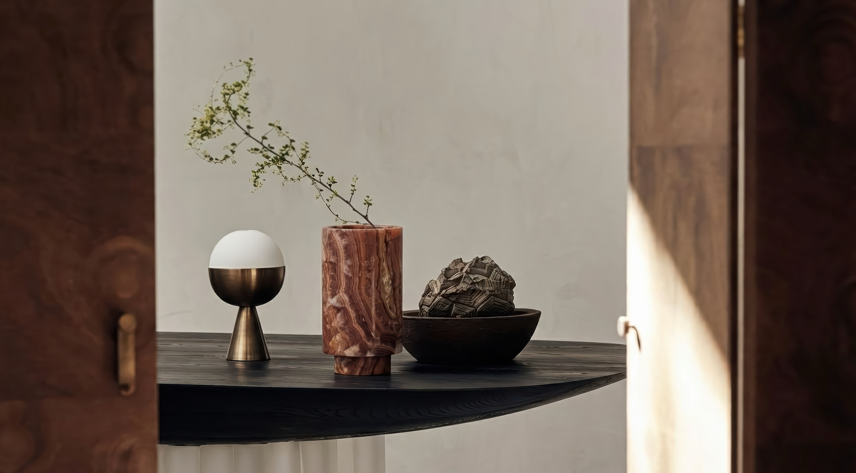 Strata Object in Onyx Rosso